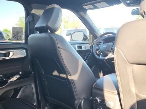Used 2023 Ford Explorer ST-Line w/ Class IV Trailer Tow Package AWD/4WD image 22