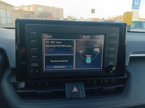 Used 2019 Toyota RAV4 XLE image 21