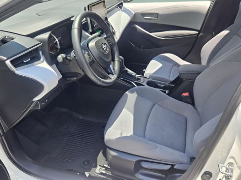 Used 2021 Toyota Corolla SE FWD image 12
