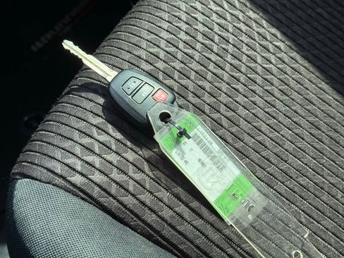 Used 2020 Toyota 4Runner TRD Off-Road image 72