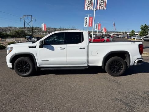 Used 2022 GMC Sierra 1500 Elevation w/ X31 Off-Road Package AWD/4WD image 6