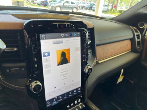 New 2024 RAM 2500 Limited image 7