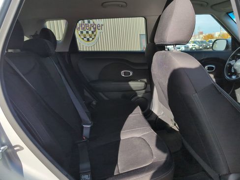 Used 2016 Kia Soul image 15