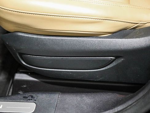 Used 2020 Lincoln Corsair Reserve w/ Equipment Group 201A image 19