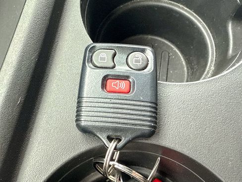 Used 2025 Ford E-350 and Econoline 350 Super Duty w/ Power Equipment Group image 36