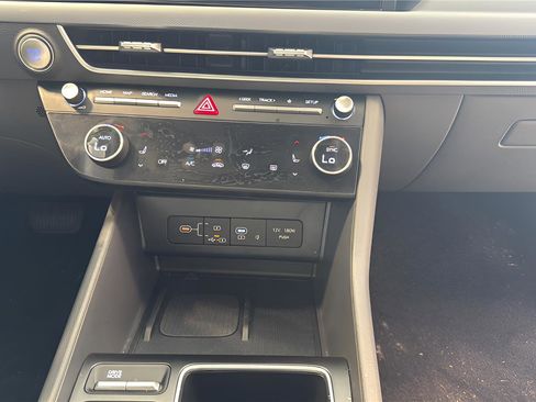 Used 2024 Hyundai Sonata SEL w/ Convenience Package image 21