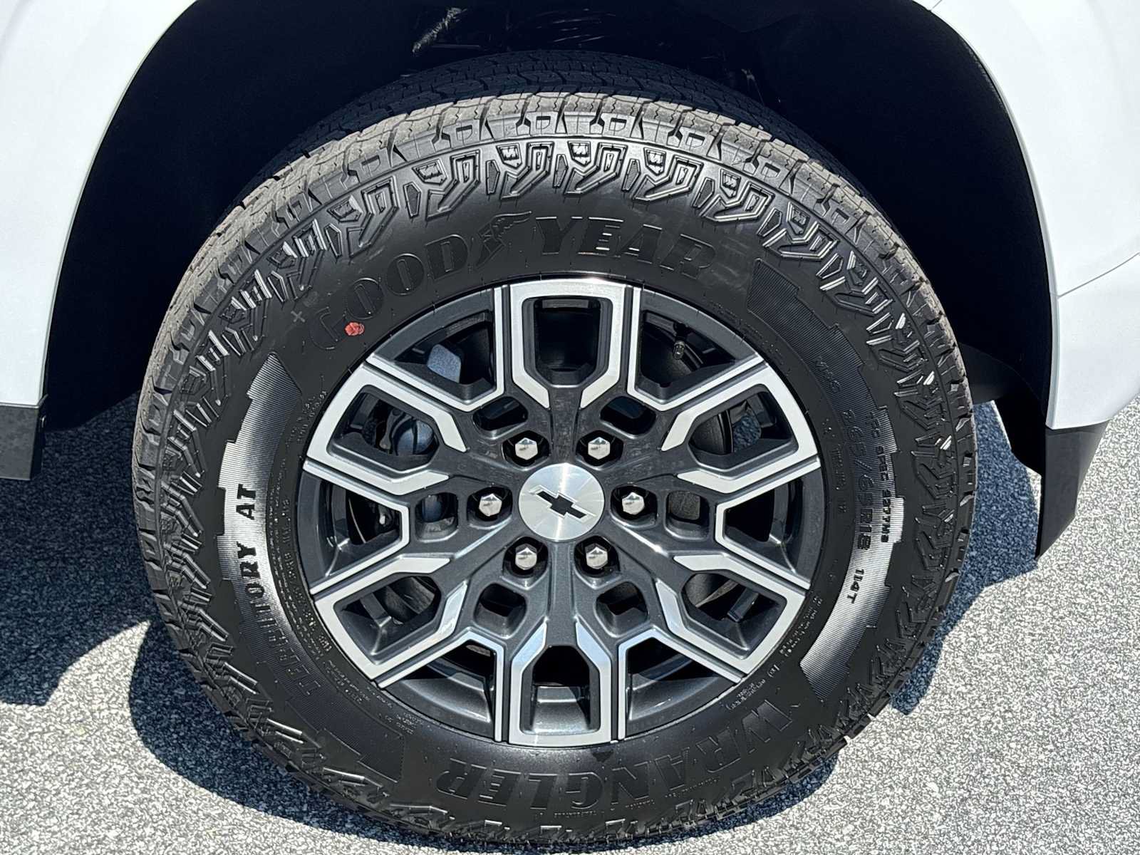 New 2026 Chevrolet Colorado Z71 w/ Technology Package AWD/4WD image 34
