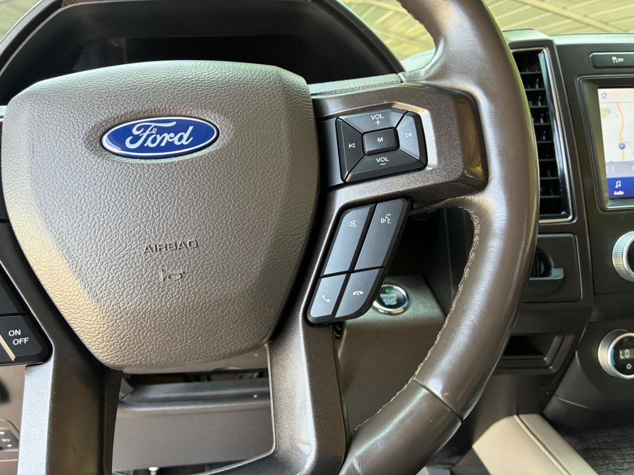 Used 2021 Ford Expedition Max Limited RWD image 32
