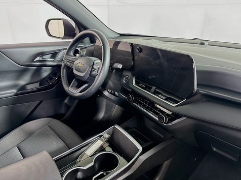Used 2025 Chevrolet Equinox LT FWD image 27