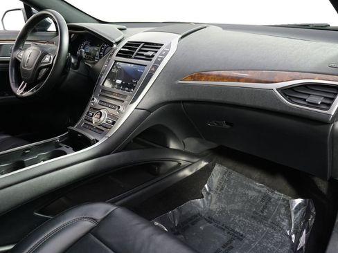 Used 2017 Lincoln MKZ Reserve FWD image 15