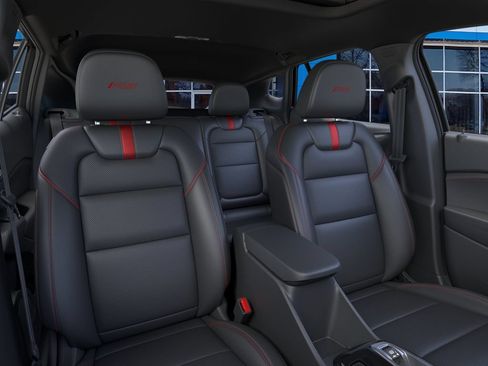 New 2026 Chevrolet Trax RS w/ Sunroof Package FWD image 16