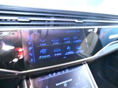 Used 2022 Audi Q7 3.0T Premium Plus image 30