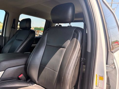 Used 2017 Ford F250 Lariat w/ Chrome Package AWD/4WD image 11