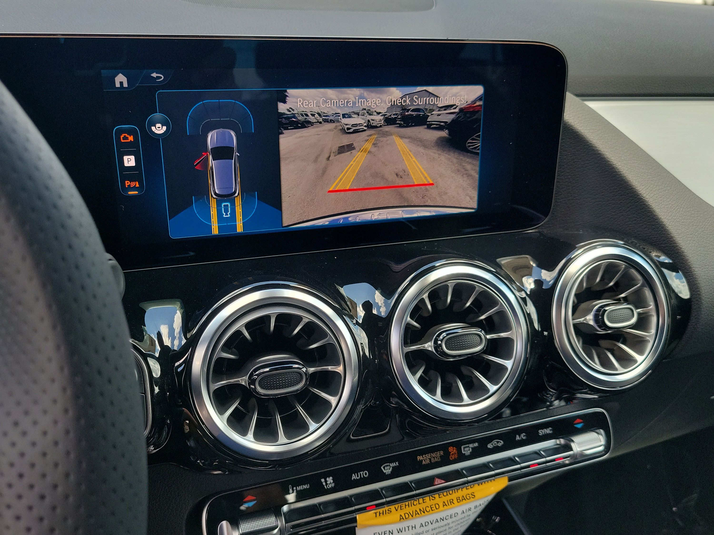 New 2026 Mercedes-Benz GLA 35 AMG 4MATIC image 26
