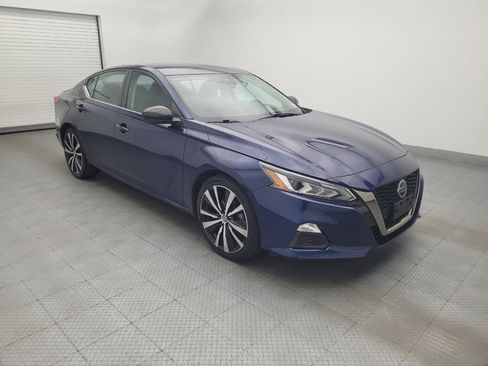 Used 2021 Nissan Altima 2.5 SR FWD image 11