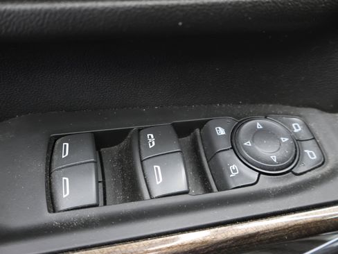 Used 2022 Chevrolet Silverado 2500 LT w/ All Star Edition image 36