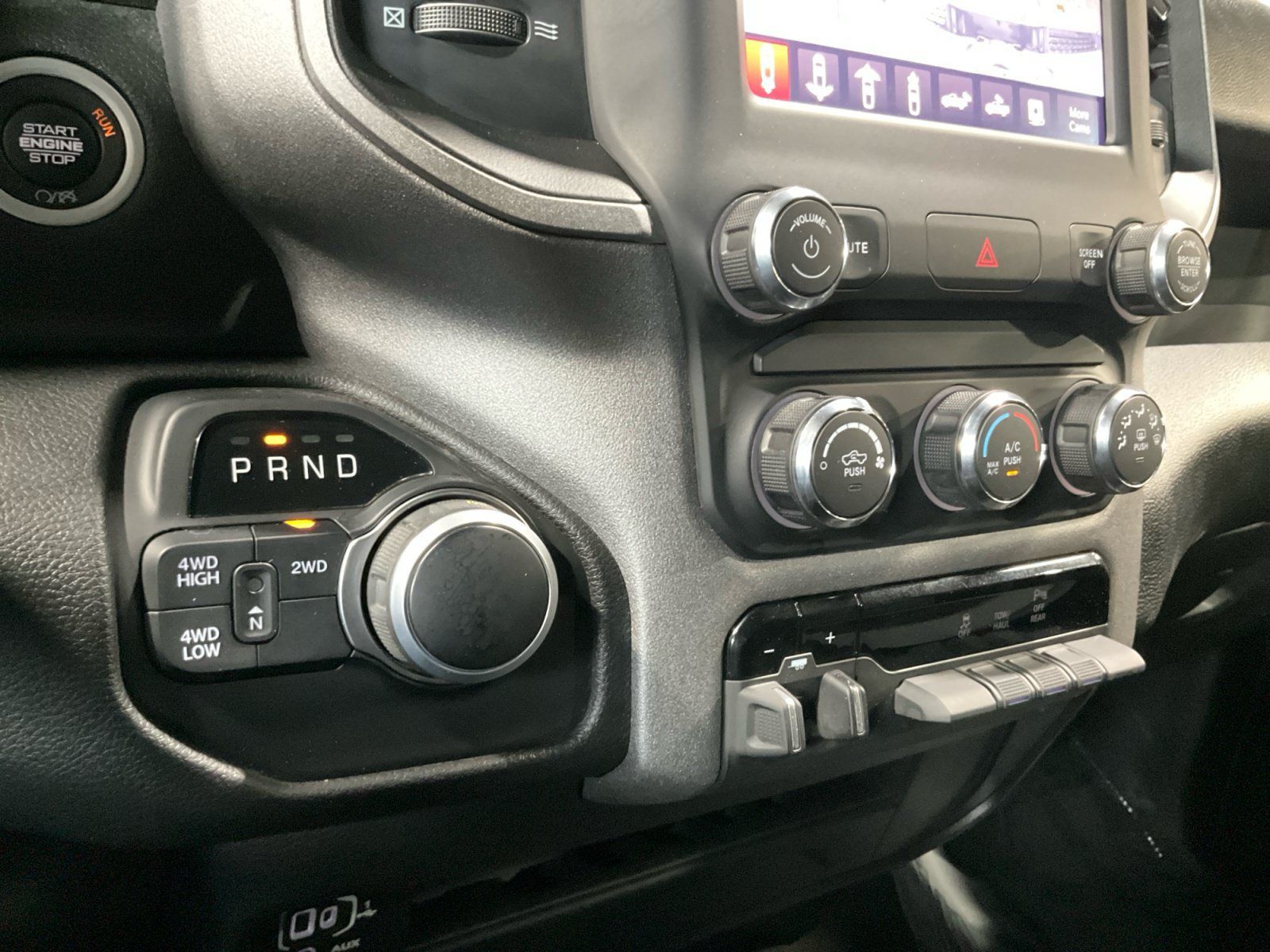 Used 2024 RAM 2500 Tradesman w/ Towing Technology Group AWD/4WD image 31