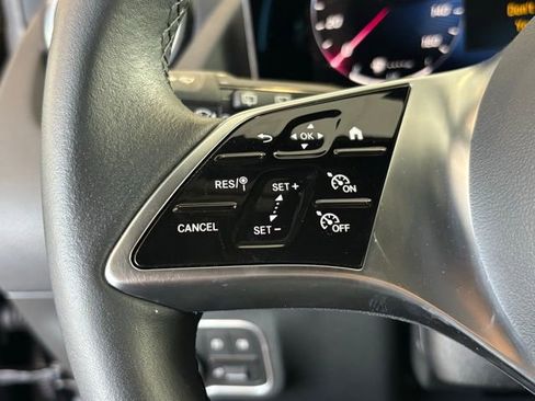 Certified 2025 Mercedes-Benz GLA 250 image 17