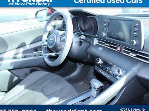 Certified 2023 Hyundai Elantra SEL image 6