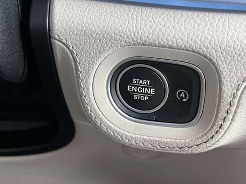 Certified 2025 Mercedes-Benz GLE 53 AMG 4MATIC image 43