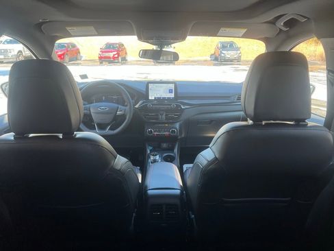 New 2025 Ford Escape ST-Line w/ Cold Weather Package image 29