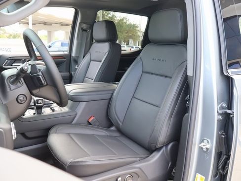 New 2026 GMC Sierra 1500 Denali w/ Denali Reserve Package image 12