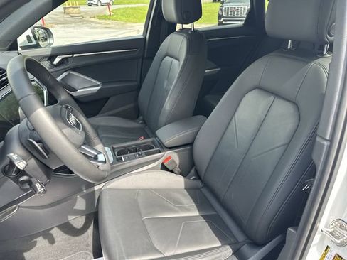 Used 2025 Audi Q3 2.0T Premium AWD/4WD image 15