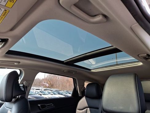 Certified 2023 Kia Sportage SX image 15