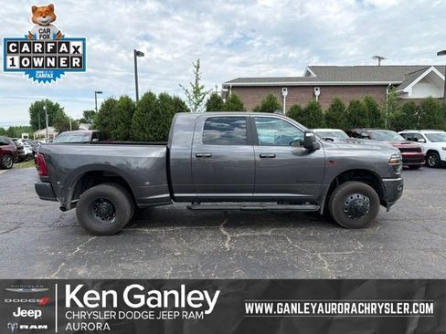 Used 2025 RAM 3500 Laramie AWD/4WD image 1