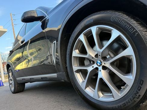 Used 2021 BMW X5 xDrive40i w/ Convenience Package image 9