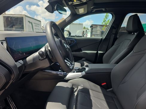 Used 2025 BMW X3 xDrive30i w/ M Sport Package AWD/4WD image 24