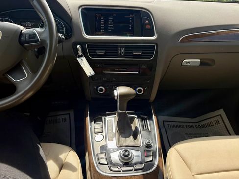 Used 2017 Audi Q5 2.0T Premium AWD/4WD image 32