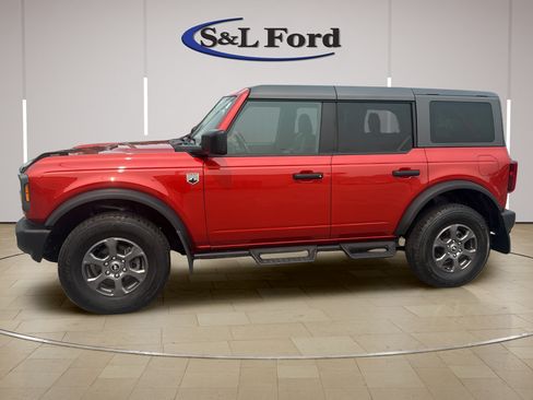 Used 2024 Ford Bronco Big Bend AWD/4WD image 3