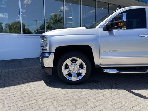 Used 2018 Chevrolet Silverado 1500 LTZ w/ Max Trailering Package AWD/4WD image 9