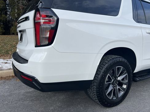 Used 2023 Chevrolet Suburban Z71 w/ Luxury Package image 51