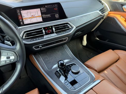 Used 2022 BMW X5 sDrive40i w/ Premium Package RWD image 16