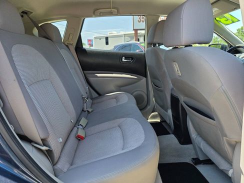 Used 2013 Nissan Rogue SV FWD image 12