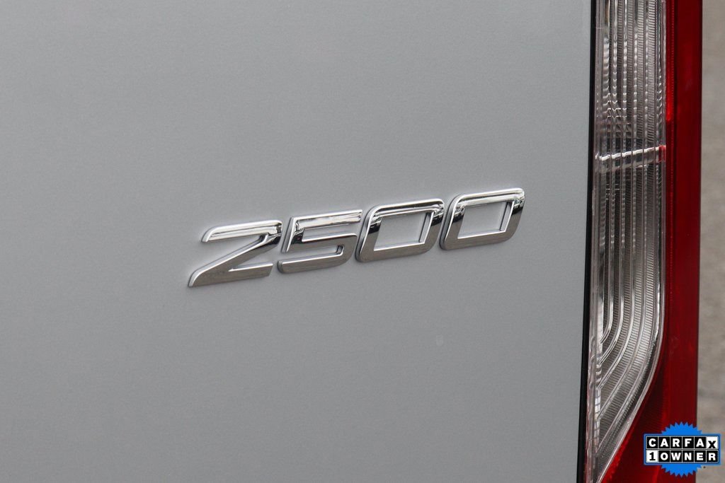 Used 2024 Mercedes-Benz Sprinter 2500 image 37