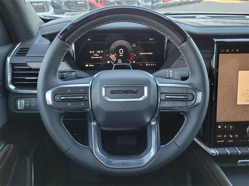 New 2026 GMC Acadia Denali Ultimate w/ LPO, Floor Liner Package image 24