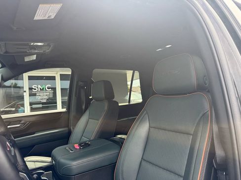 Used 2025 GMC Yukon AT4 w/ Premium Trailering Package AWD/4WD image 18