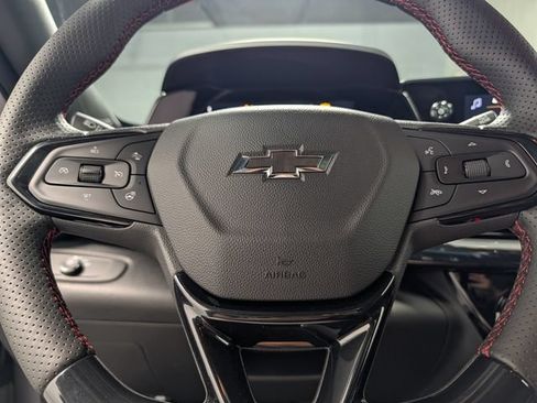 New 2026 Chevrolet Trax RS w/ Sunroof Package FWD image 20