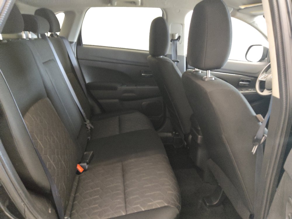 Used 2025 Mitsubishi Outlander Sport AWD image 19