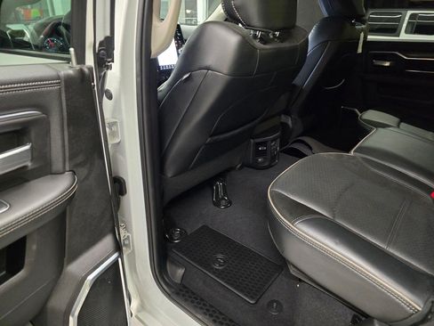 Used 2024 RAM 2500 Laramie AWD/4WD image 37