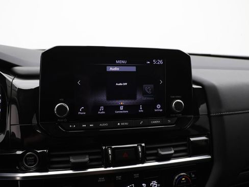 Used 2024 Nissan Pathfinder SV image 20