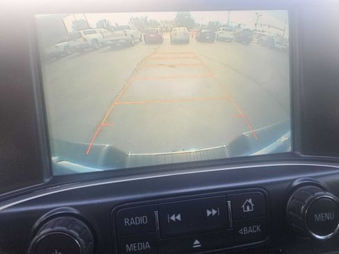 Used 2017 GMC Sierra 1500 SLE w/ SLE Value Package AWD/4WD image 13
