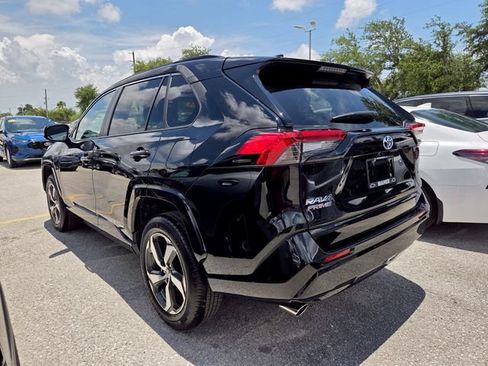 Used 2024 Toyota RAV4 SE AWD/4WD image 4