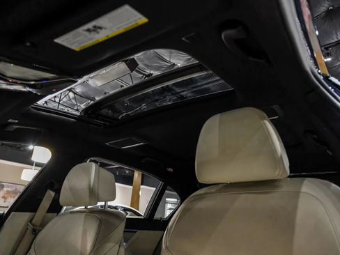 Used 2019 BMW 740i xDrive w/ Executive Package image 5