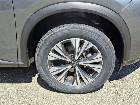 Certified 2023 Nissan Rogue SV AWD/4WD image 9
