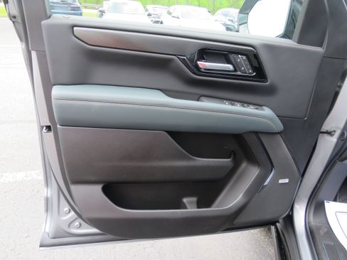 New 2026 GMC Yukon XL AT4 AWD/4WD image 20