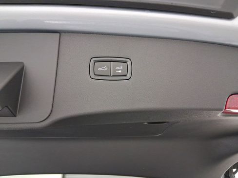 New 2026 Porsche Cayenne Coupe image 34